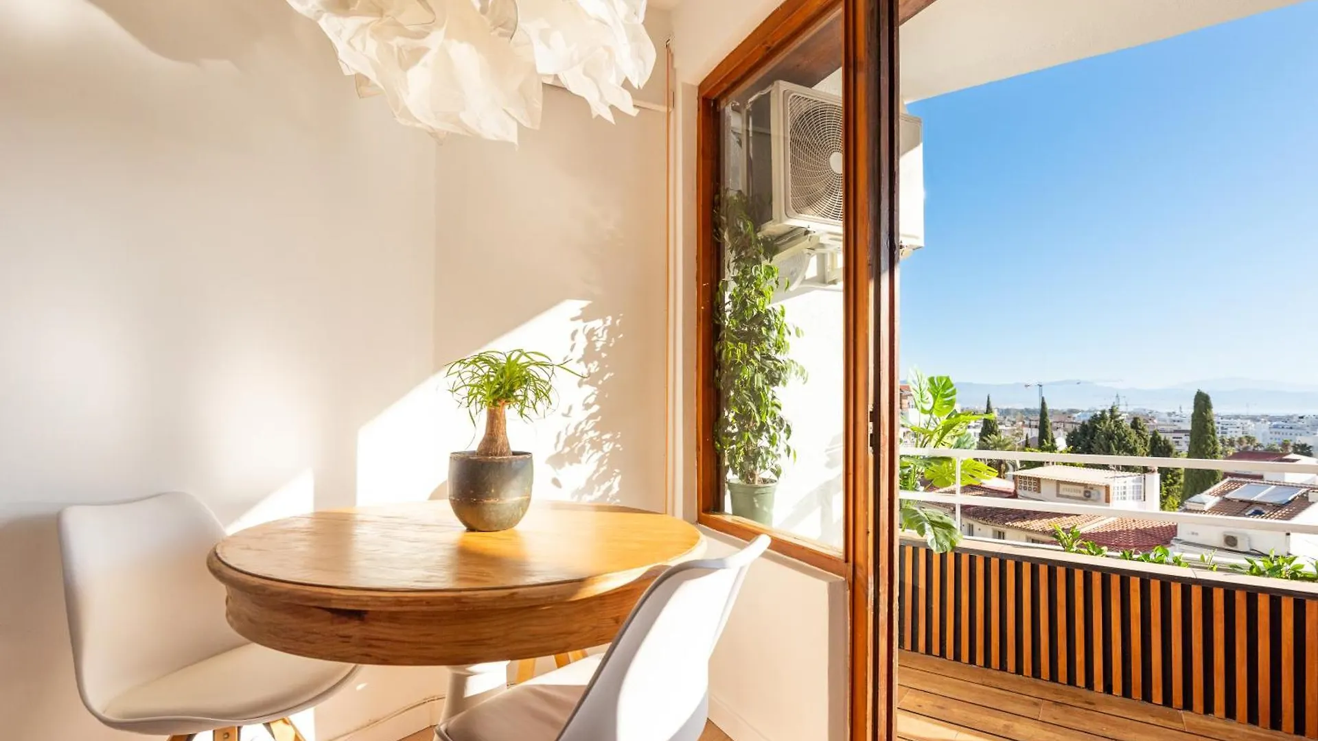 Wintowinrentals Great Location, Views & Relax Torremolinos Apartment